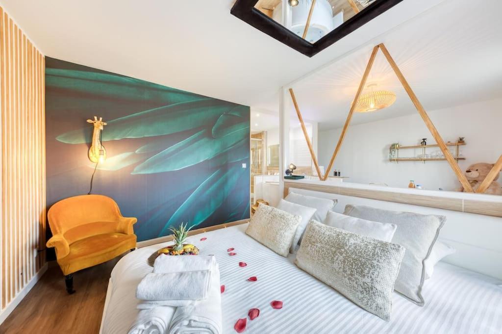 Suite Love Jacuzzi Montévrain Exterior foto
